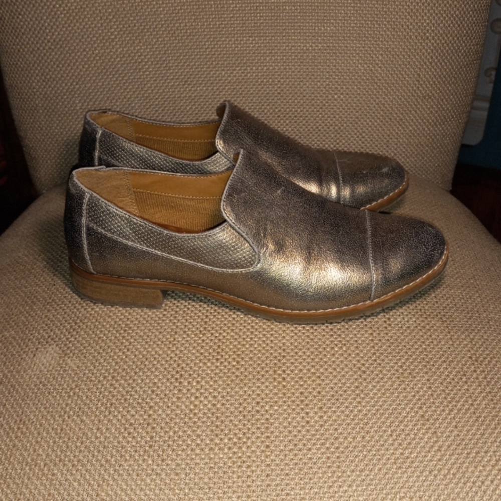 Eurosoft by Sofft Waverly Matalic Gold Slip On Loafers Size 9.5M